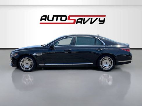Used 2020 Genesis G90 3.3T Premium RWD image 4