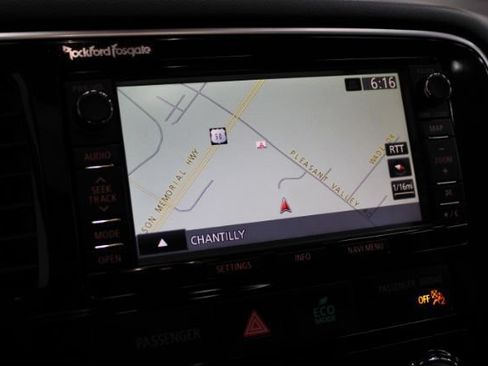 Used 2014 Mitsubishi Outlander GT AWD/4WD image 16