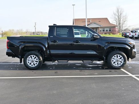 New 2026 Toyota Tacoma SR5 AWD/4WD image 8