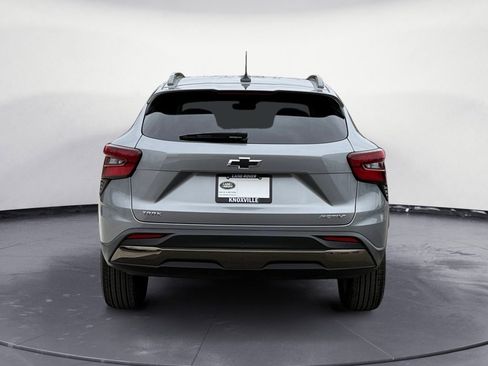 Used 2025 Chevrolet Trax ACTIV w/ Driver Confidence Package image 6