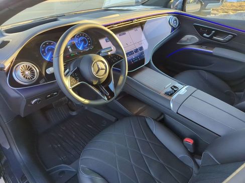 Used 2023 Mercedes-Benz EQS 580 580 image 14