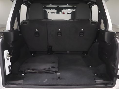 Certified 2024 Jeep Wrangler Unlimited Sport AWD/4WD image 20