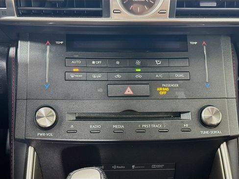 Used 2016 Lexus IS 350 image 24