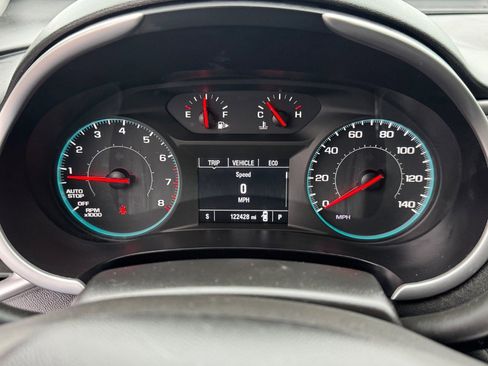 Used 2021 Chevrolet Malibu LS image 23