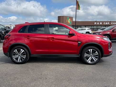 Used 2023 Mitsubishi Outlander Sport ES image 9