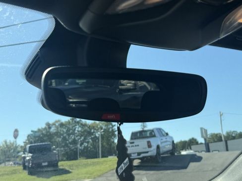 New 2025 Jeep Compass Sport image 26