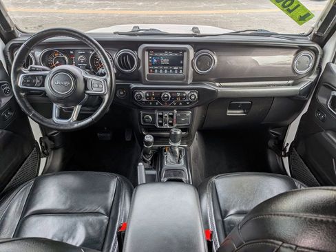 Used 2021 Jeep Wrangler Unlimited Sahara image 17