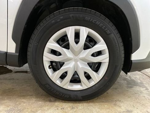 Used 2024 Toyota Corolla Cross L FWD image 29