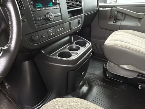 Used 2023 Chevrolet Express 3500 w/ Power Convenience Package RWD image 23