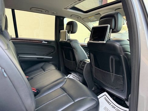 Used 2011 Mercedes-Benz GL 450 4MATIC image 20