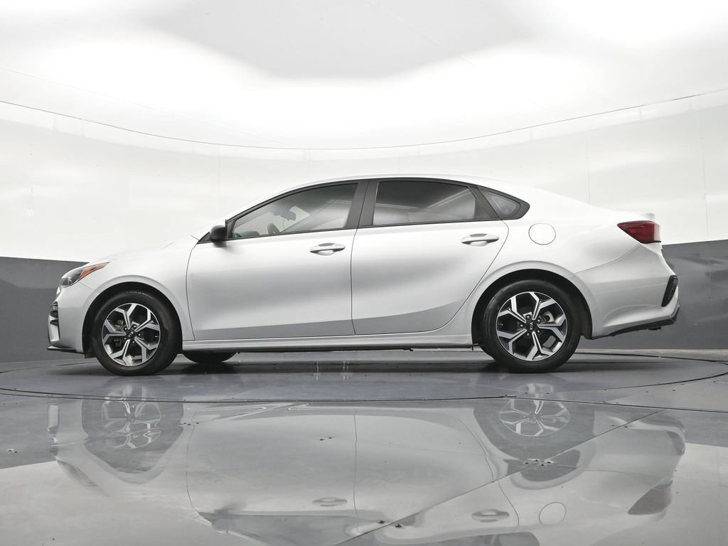 Used 2020 Kia Forte LXS FWD image 24