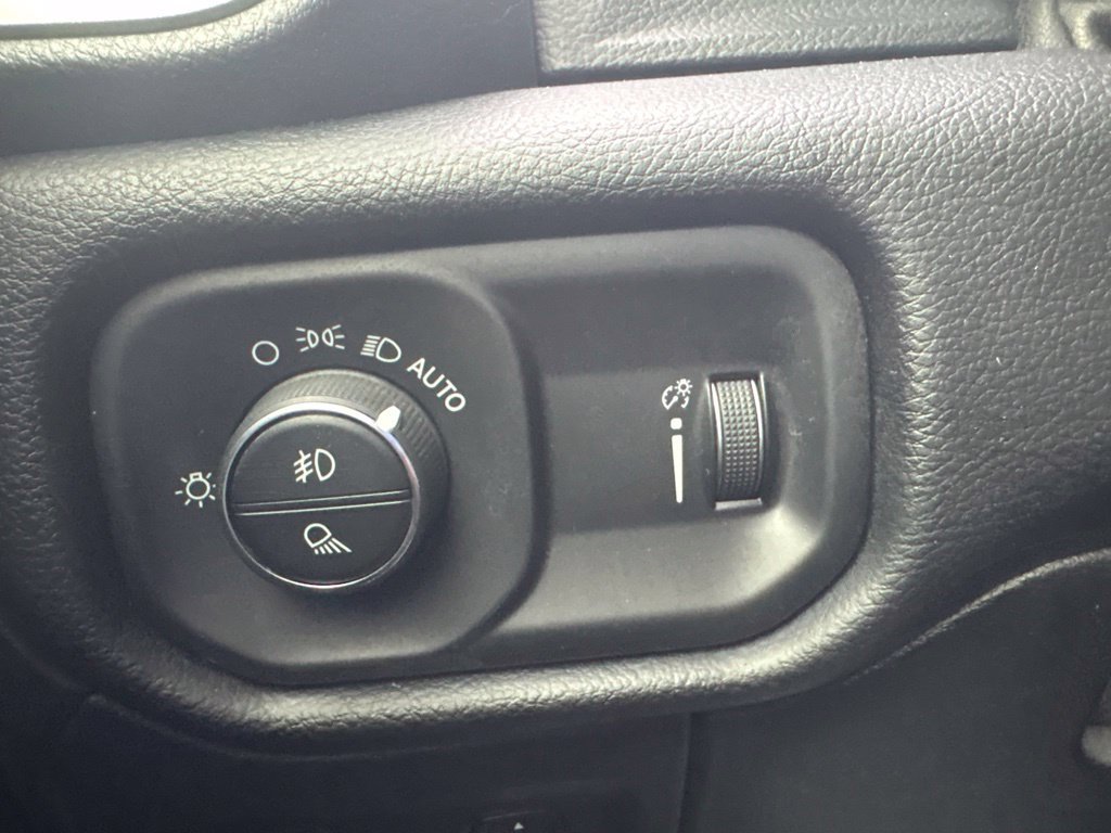 Used 2021 RAM 1500 Big Horn AWD/4WD image 23