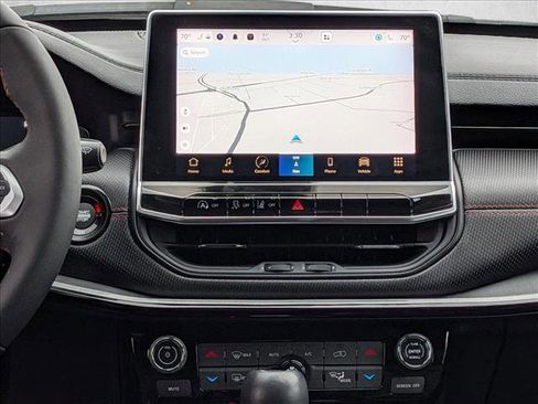 Used 2023 Jeep Compass Trailhawk w/ Trailhawk Elite Group image 13