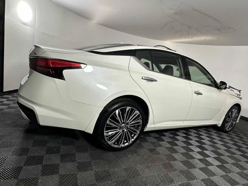 Used 2023 Nissan Altima 2.5 SL AWD/4WD image 9