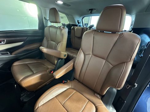 Used 2019 Subaru Ascent Touring w/ Popular Package #3 image 29