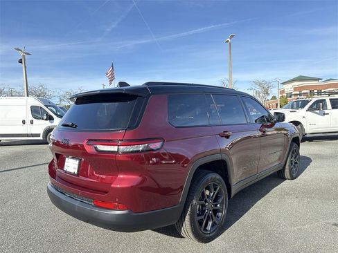 New 2025 Jeep Grand Cherokee L Limited w/ Trailer Tow Package image 3