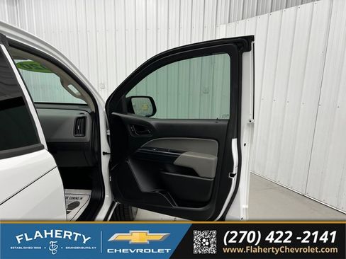 Used 2020 Chevrolet Colorado 2WD Extended Cab image 11