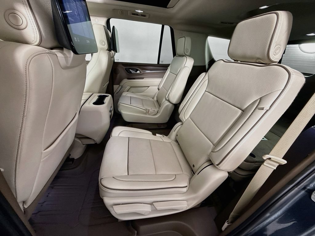 Used 2021 GMC Yukon Denali w/ Denali Ultimate Package AWD/4WD image 26