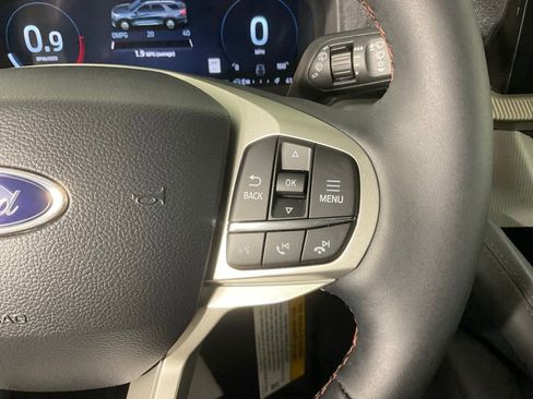 New 2026 Ford Explorer Active RWD image 24