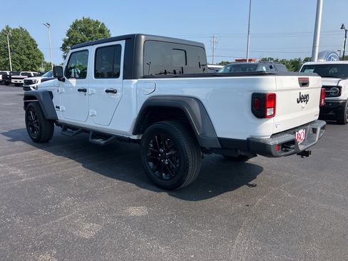 Used 2020 Jeep Gladiator Sport w/ Quick Order Package 24S AWD/4WD image 5