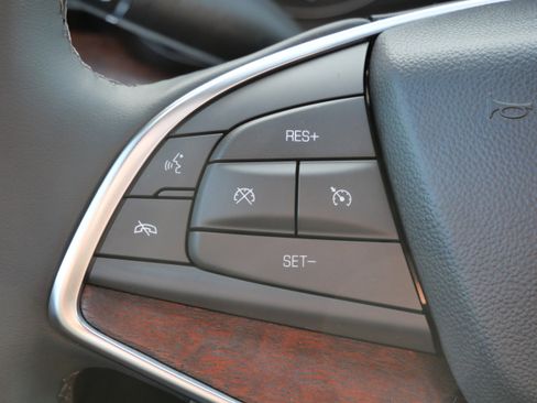 Used 2025 Cadillac XT5 Premium Luxury w/ Technology Package image 32