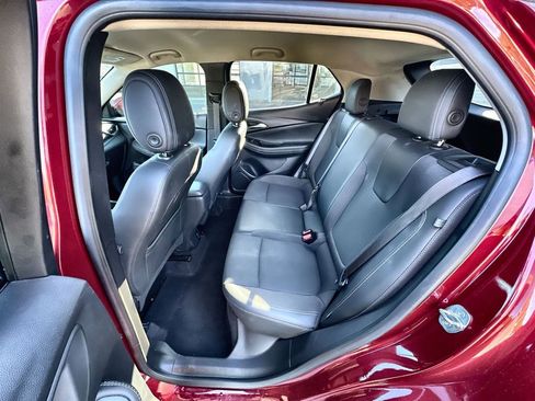 Used 2023 Buick Encore GX Preferred image 24