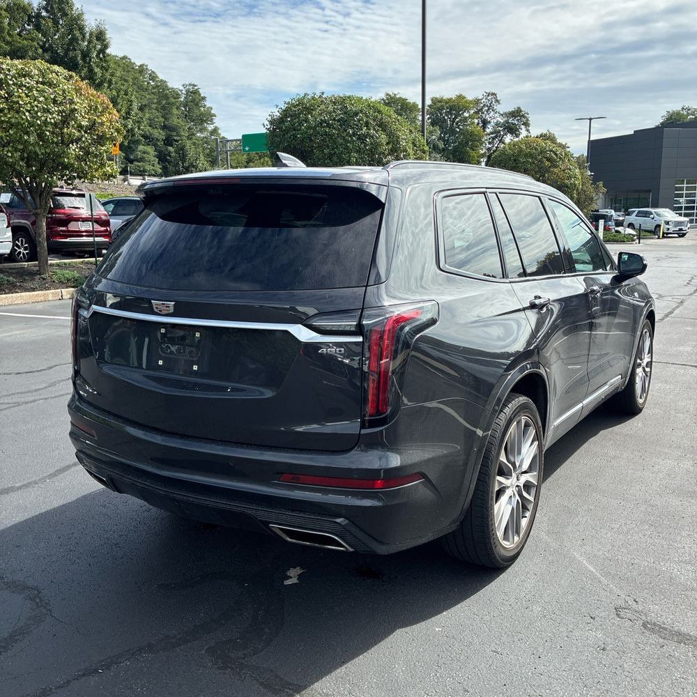 Used 2020 Cadillac XT6 Sport w/ Platinum Package AWD/4WD image 3