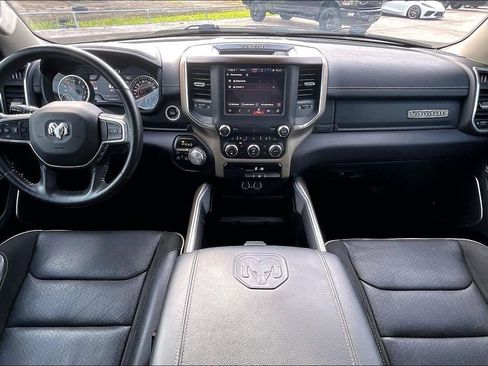 Used 2022 RAM 1500 Laramie AWD/4WD image 7