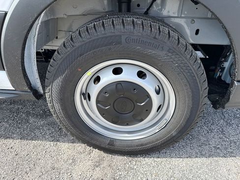 New 2026 Ford Transit 250 148 Medium Roof image 10
