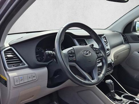 Used 2018 Hyundai Tucson Value FWD image 10