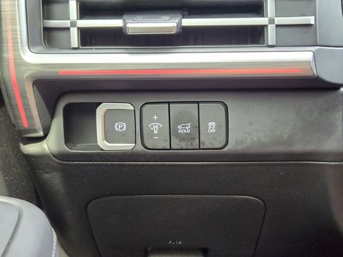 Used 2024 Hyundai Santa Fe Limited image 20