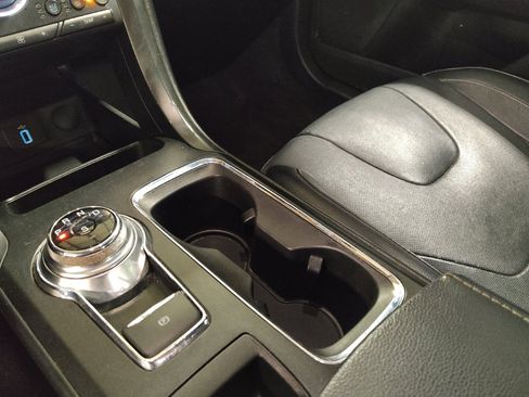 Used 2017 Ford Fusion Titanium FWD image 26