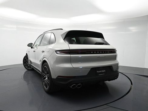 New 2025 Porsche Cayenne S image 24