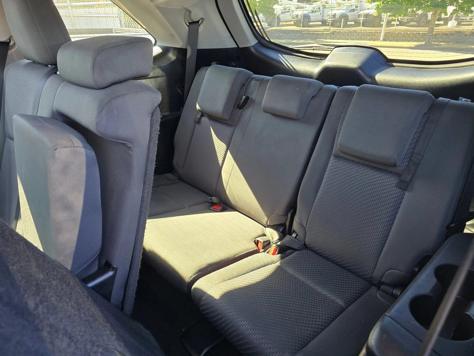 Used 2019 Toyota Highlander LE FWD image 17