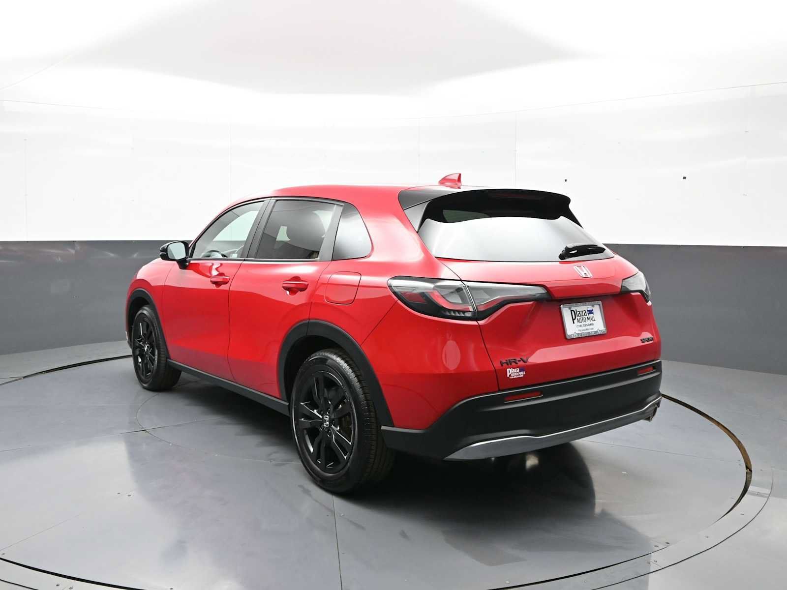 Certified 2026 Honda HR-V Sport image 8