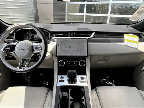 New 2026 Jaguar F-PACE R-Dynamic S image 5