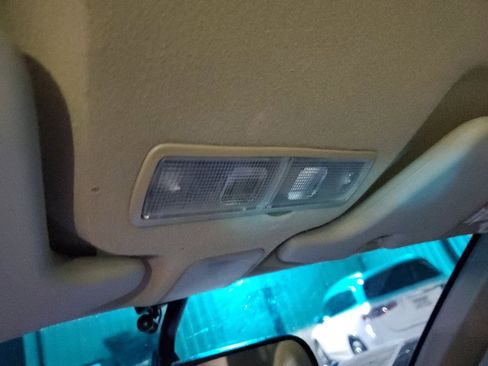 Used 2004 Honda Civic LX image 31