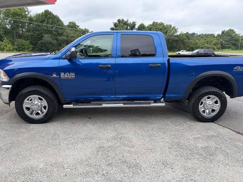 Used 2018 RAM 2500 Tradesman w/ Chrome Appearance Group AWD/4WD image 8
