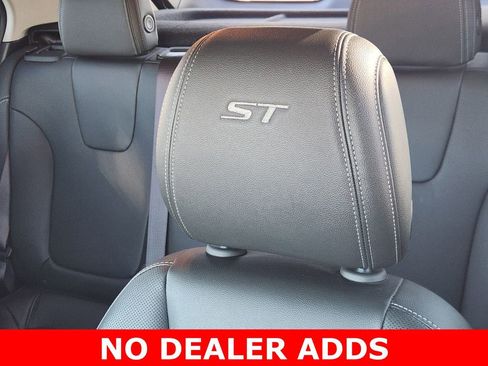 Used 2024 Buick Encore GX Sport Touring w/ Comfort Package image 22