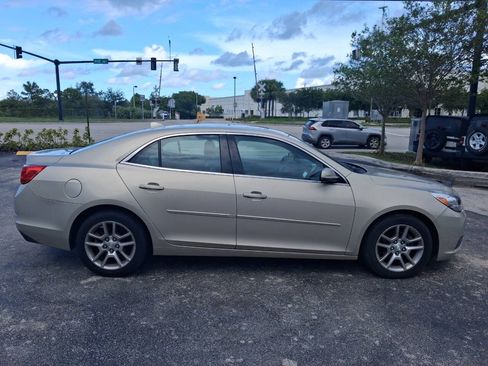Used 2013 Chevrolet Malibu LT w/ Power Convenience Package FWD image 5