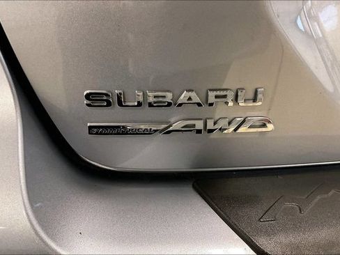Used 2024 Subaru Crosstrek 2.5i Limited AWD/4WD image 8