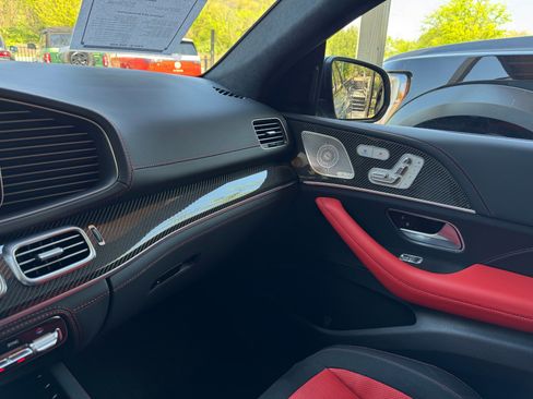 Used 2024 Mercedes-Benz GLE 63 AMG S image 61