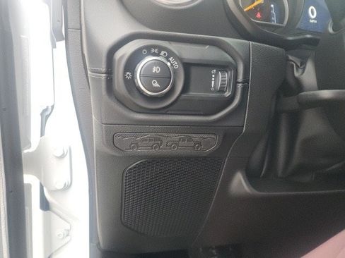 New 2026 Jeep Gladiator Sahara image 15