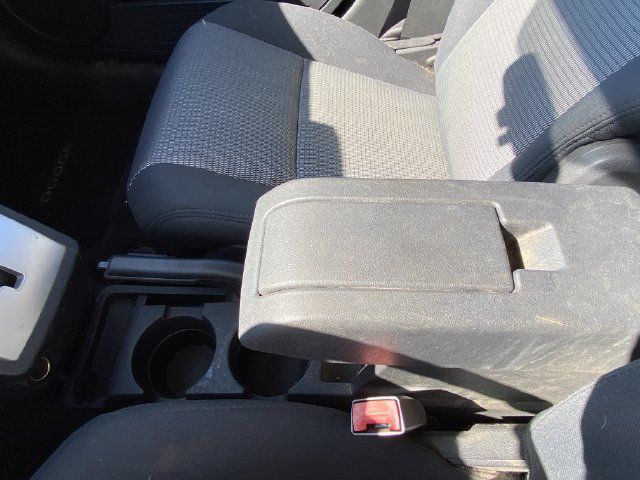 Used 2009 Dodge Caliber SXT FWD image 9