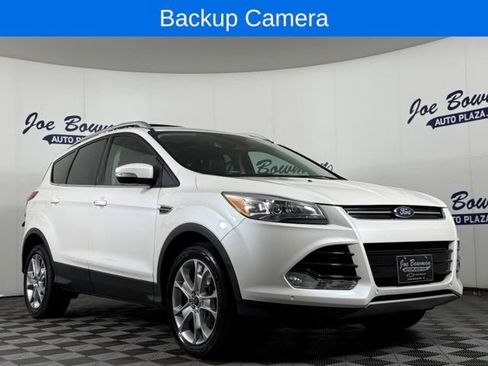 Used 2016 Ford Escape Titanium w/ Equipment Group 301A AWD/4WD image 5