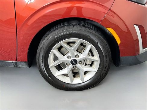 Used 2023 Kia Soul LX w/ LX Technology Package image 33