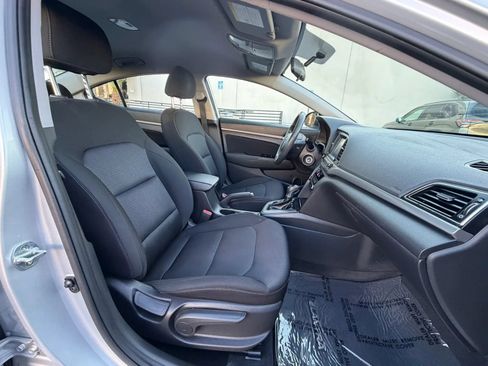 Used 2018 Hyundai Elantra SEL FWD image 12