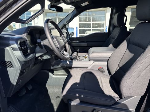 New 2026 Ford F150 XLT w/ Equipment Group 302A MID image 22