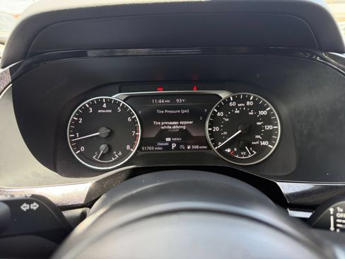 Used 2025 Nissan Pathfinder SV FWD image 42