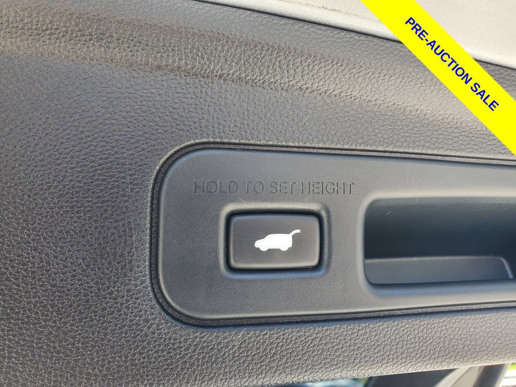 Certified 2024 Acura MDX FWD image 9